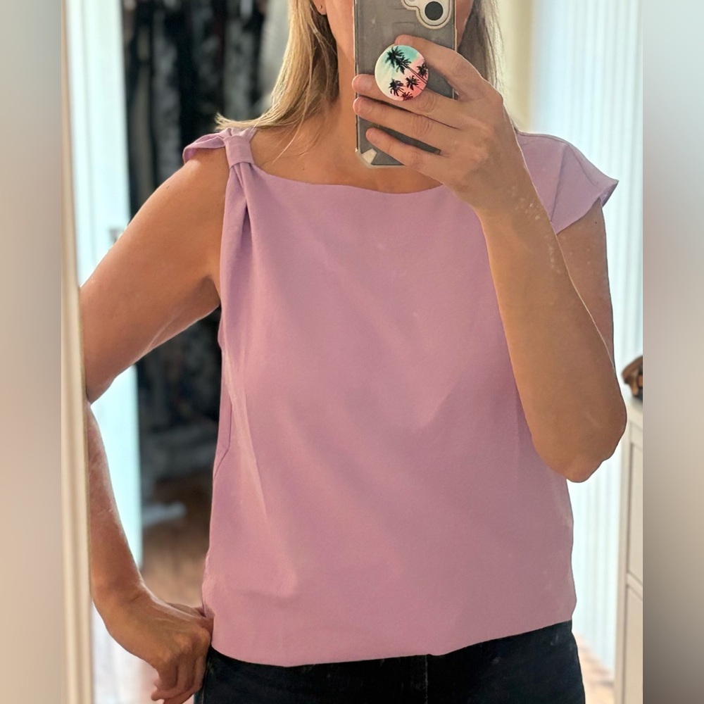 Lavender Sleeveless Top